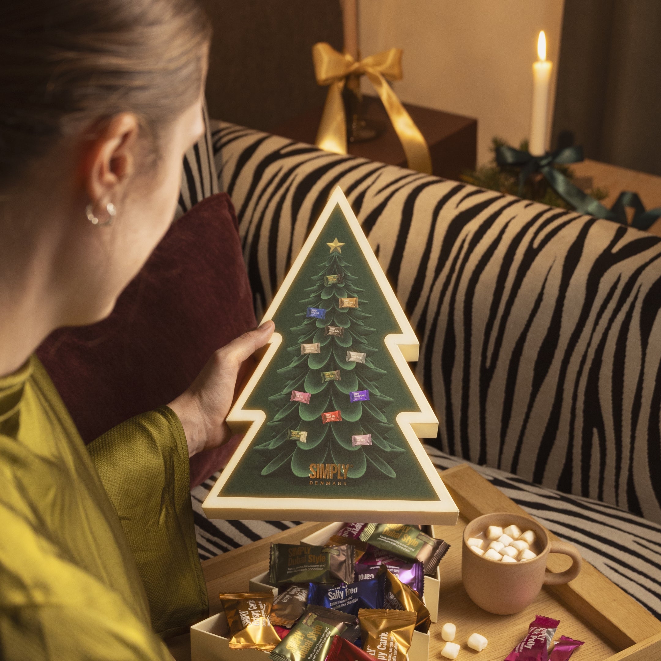 Geschenkbox, Weihnachtsbaum (300g)